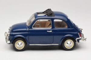 Fiat 500 L Sinine Bburago 1:18 3327 Metall - pilt 4/8