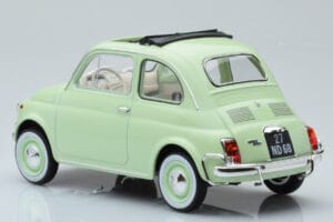 Fiat 500 L Heleroheline Norev 1:18 187773 Metall - pilt 5/6