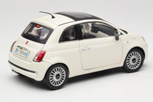 Fiat 500 Valge Mondo Motors 1:18 500291 Metall - pilt 3/8
