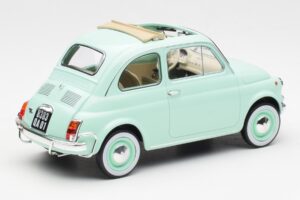Fiat 500L Pastell Sinine Norev 1:18 187777 Metall - pilt 2/6