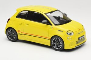 Abarth 500e Kollane IXO 1:18 MCG18498 Metall - pilt 4/6