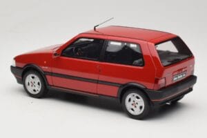 Fiat Uno Turbo IE Rosso Racing Otto 1:18 OT487 Vaik - pilt 5/6