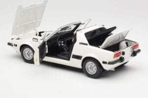 Fiat X1/9 Valge Minichamps 1:18 100121685 Metall - pilt 5/8