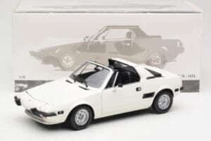 Fiat X1/9 Valge Minichamps 1:18 100121685 Metall - pilt 8/8