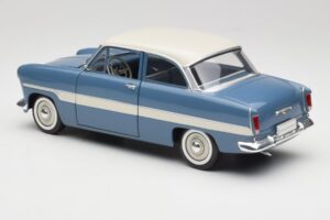 Ford Taunus 12M P2 Sinine Triibud Revell 1:18 08880-M1 Metall - pilt 7/8
