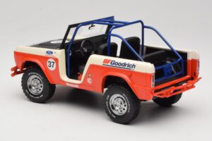 Ford Bronco Baja #37 1966 GreenLight 1:18 19037 Metall - pilt 5/6