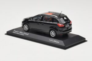 Ford C-Max Grand Must Metallic Minichamps 1:43 400089100 Metall - pilt 3/4
