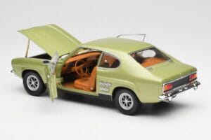 Ford Capri Mk1 Heleroheline Metallic Minichamps 1:18 18008900 Metall - pilt 5/8
