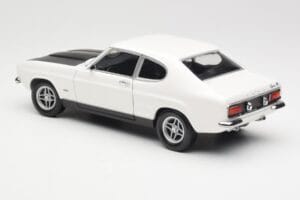 Ford Capri Mk1 RS 2600 Valge Must Minichamps 1:18 150089078 Metall - pilt 7/8