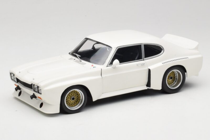 Ford Capri Mk1 RS 3100 Valge Minichamps 1:18 183748003-R1 Metall