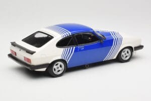 Ford Capri Mk2 3.0 Valge Siniste Triipudega Minichamps 1:18 155788600 Metall - pilt 2/6