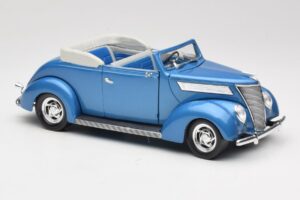 Ford Kabriolett Sinine Road Signature 1:18 92238 Metall - pilt 6/8