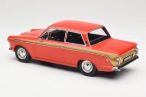 Ford Cortina Lotus Red & Gold Stripe MCG 1:18 MCG18532 Metall - pilt 5/6