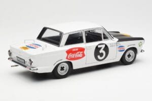 Ford Cortina Mk1 #3 P. Hughes / B. Young African Safari Rally 1964 AUTOart 1:18 86428 Metall - pilt 3/8