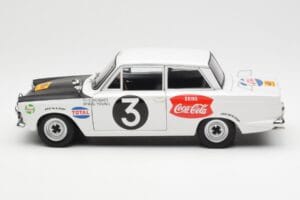 Ford Cortina Mk1 #3 P. Hughes / B. Young African Safari Rally 1964 AUTOart 1:18 86428 Metall - pilt 4/8