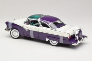 Ford Crown Victoria Valge Lilla Road Signature 1:18 92138-P1 Metall - pilt 5/6