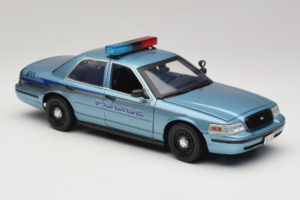 Ford Crown Victoria Police Cruiser Twilight Blue Greenlight 1:18 1643 Metall - pilt 6/8