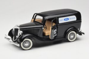 Ford Delivery Truck Ford Parts Must Solido 1:18 8417 Metall - pilt 3/8