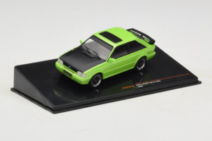 Ford Escort Mk4 XR3i Roheline IXO 1:43 CLC584N Metall - pilt 2/4