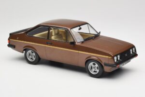 Ford Escort Mk2 RS 2000 Brown Metallic MCG 1:18 MCG18530 Metall - pilt 4/6