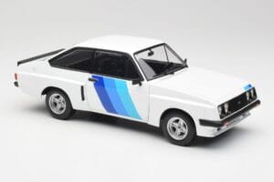 Ford Escort Mk2 RS 2000 X-Pack Diamond Valge & Sinine Decor MCG 1:18 MCG18351 Metall - pilt 4/6