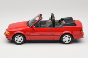 Ford Escort Mk4 XR3i Kabriolett Flamenco Red Otto 1:18 OT1254 Vaik - pilt 3/6
