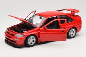 Ford Escort Mk5 RS Cosworth Punane UT Models 1:18 180082102 Metall - pilt 2/8