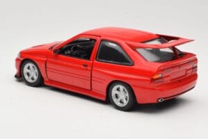 Ford Escort Mk5 RS Cosworth Punane UT Models 1:18 180082102 Metall - pilt 7/8