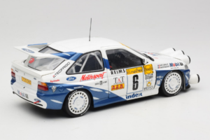 Ford Escort RS Cosworth Mobil 1 #6 F. Delecour / D. Grataloup Rally Monte Carlo Night Version Winner 1994 UT Models 1:18 3945 - pilt 3/8