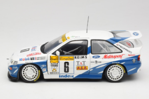 Ford Escort RS Cosworth Mobil 1 #6 F. Delecour / D. Grataloup Rally Monte Carlo Winner 1994 UT Models 1:18 180948106 Metall - pilt 4/8