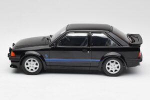Ford Escort RS Turbo Printsess Diana Erauto Must MCG 1:18 MCG18420 Metall - pilt 3/6