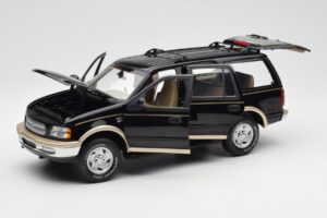Ford Expedition Eddie Bauer Must UT Models 1:18 22710 Metall - pilt 3/7