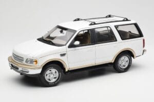 Ford Expedition Eddie Bauer Valge UT Models 1:18 22712 Metall