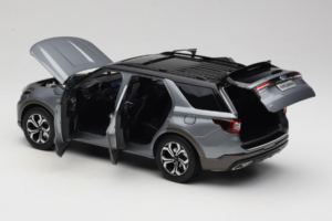 Ford Explorer Hall OEM 1:18 FORD2020 Metall - pilt 5/8