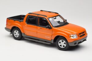 Ford Explorer Sport Trac Oranž Maisto 1:18 536891G Metall - pilt 6/8
