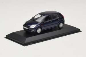 Ford Fiesta Mk5 4-Door Tumesinine Minichamps 1:43 FIESTA001 Metall - pilt 2/4