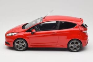 Ford Fiesta ST Mk7 Race Red Otto 1:18 OT1087 Vaik - pilt 3/6