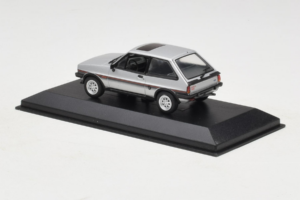 Ford Fiesta XR2 Hõbedane Minichamps 1:43 400085160 Metall - pilt 3/4