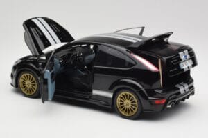 Ford Focus RS LM Classic Edition Panther Black 1966 Ford Mk II Tribute Minichamps 1:18 100080066 Metall - pilt 5/8