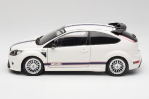 Ford Focus RS Mk2 LM Classic Valge Mk IIb Tribute Minichamps 1:18 100080167 Metall - pilt 4/8