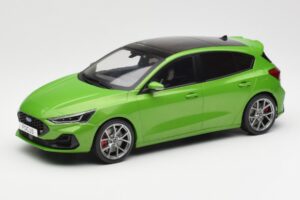 Ford Focus ST Mk4 Roheline MCG 1:18 MCG18452 Metall