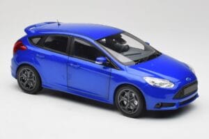 Ford Focus ST Mk2 Blue Metallic Minichamps 1:18 110082001 Metall - pilt 6/8