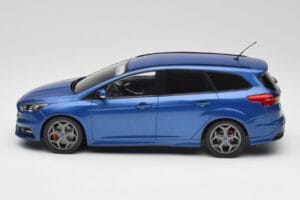 Ford Focus ST Turnier Mk3 Sinine MCG 1:18 MCG18465 Metall - pilt 3/6