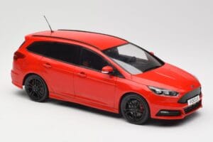 Ford Focus ST Turnier Mk3 Race Red MCG 1:18 MCG18466 Metall - pilt 4/6