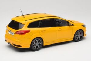 Ford Focus ST Turnier Mk3 Kollane MCG 1:18 MCG18464 Metall - pilt 2/6