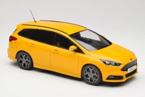 Ford Focus ST Turnier Mk3 Kollane MCG 1:18 MCG18464 Metall - pilt 4/6