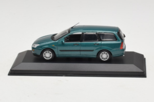 Ford Focus Mk1 Turnier Roheline Minichamps 1:43 FOCUS003 Metall