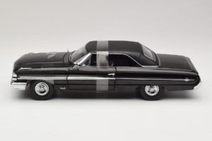 Ford Galaxie 500 Men in Black 3 Movie GreenLight 1:18 15301 Metall - pilt 3/6