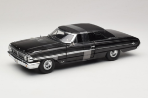 Ford Galaxie 500 Men in Black 3 Movie GreenLight 1:18 15301 Metall