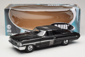 Ford Galaxie 500 Men in Black 3 Movie GreenLight 1:18 15301 Metall - pilt 6/6